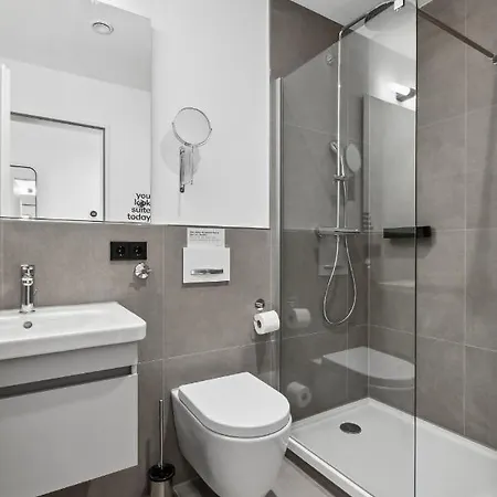 Limehome Oberhausen Paul-Reusch-Str Exterior photo
